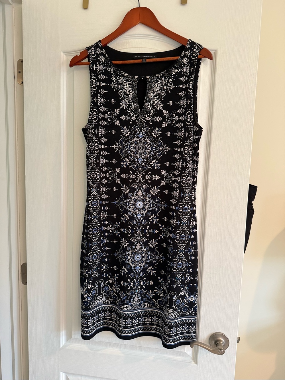White House Black Market Black Sleeveless Patterned Sheath Dress